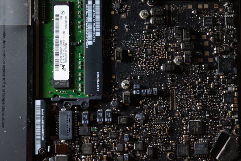 Unraveling the Mysteries of Hardware Troubleshooting: A Data-Driven Approach